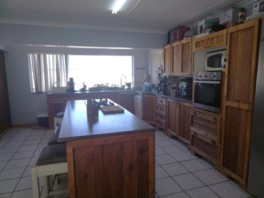 6 Bedroom Property for Sale in Bluewater Bay Western Cape